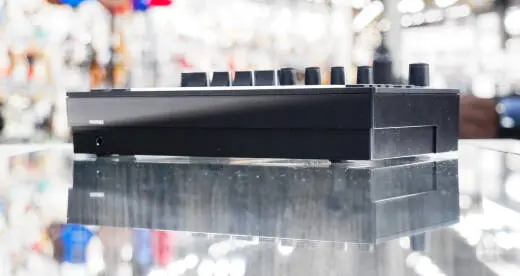 Roland -MC-101 Groovebox 2